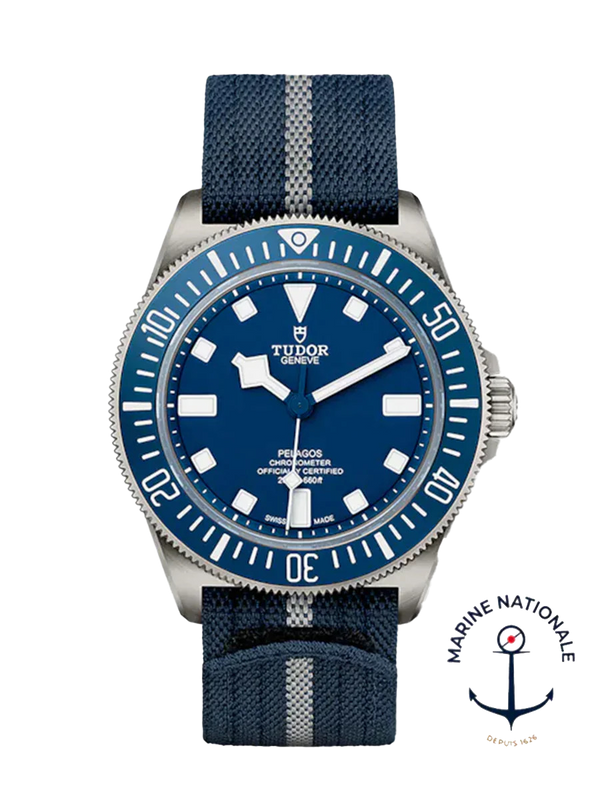 PELAGOS FXD - Bidirectional rotating bezel - Navy blue dial