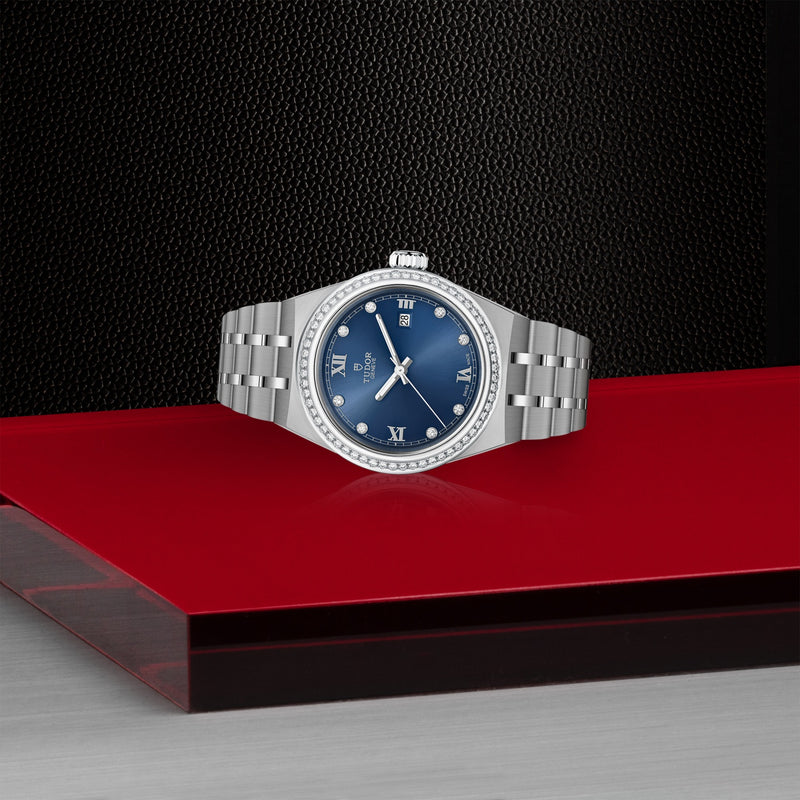 TUDOR ROYAL - 28 mm steel case - Diamond-set dial