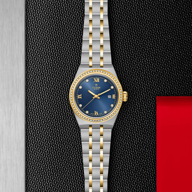 TUDOR ROYAL - 28 mm steel case - Blue dial