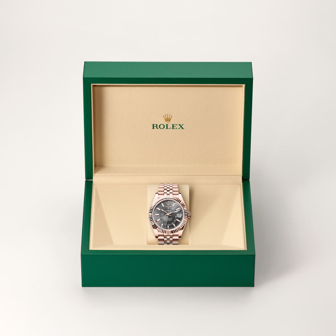 Oyster, 42 mm, Everose gold