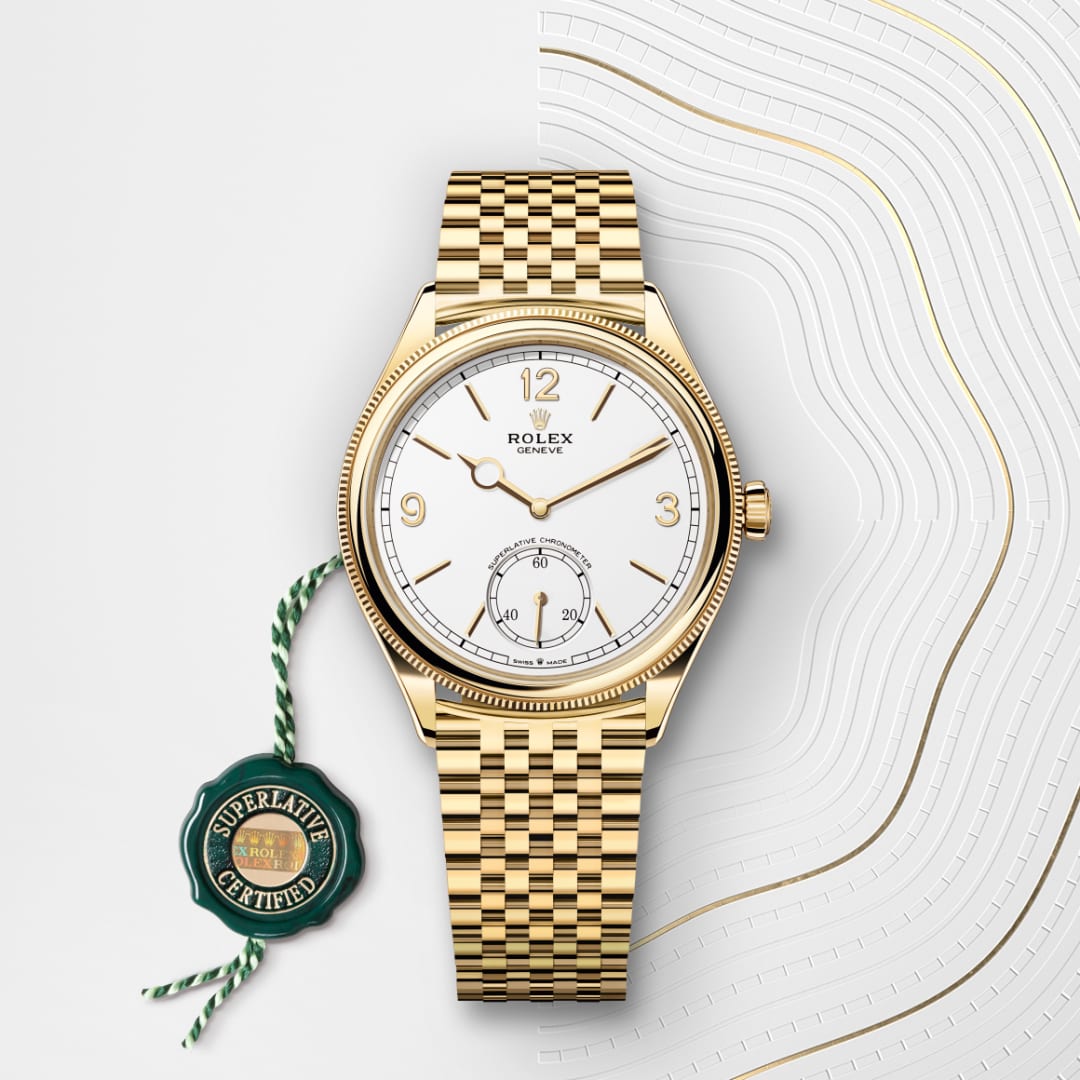 39 mm, 18 ct yellow gold, polished finish