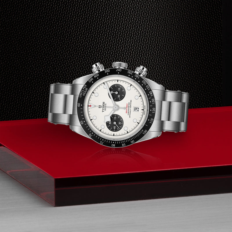 BLACK BAY CHRONO - 41 mm steel case - Steel bracelet