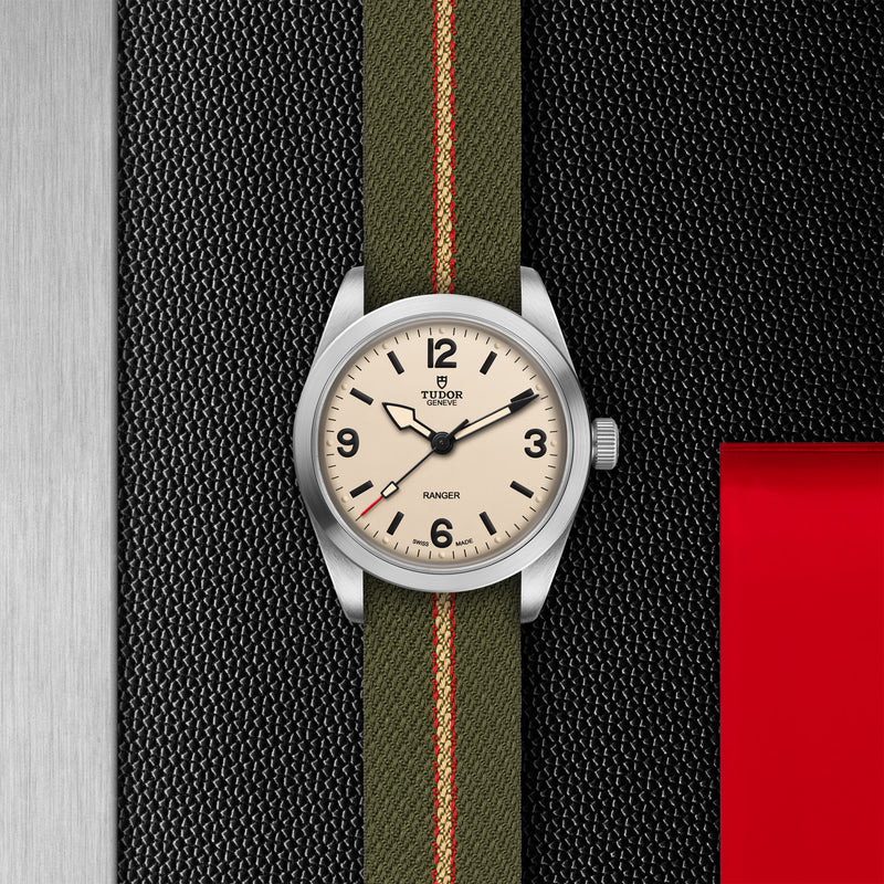Ranger - 36mm steel case - Beige domed dial