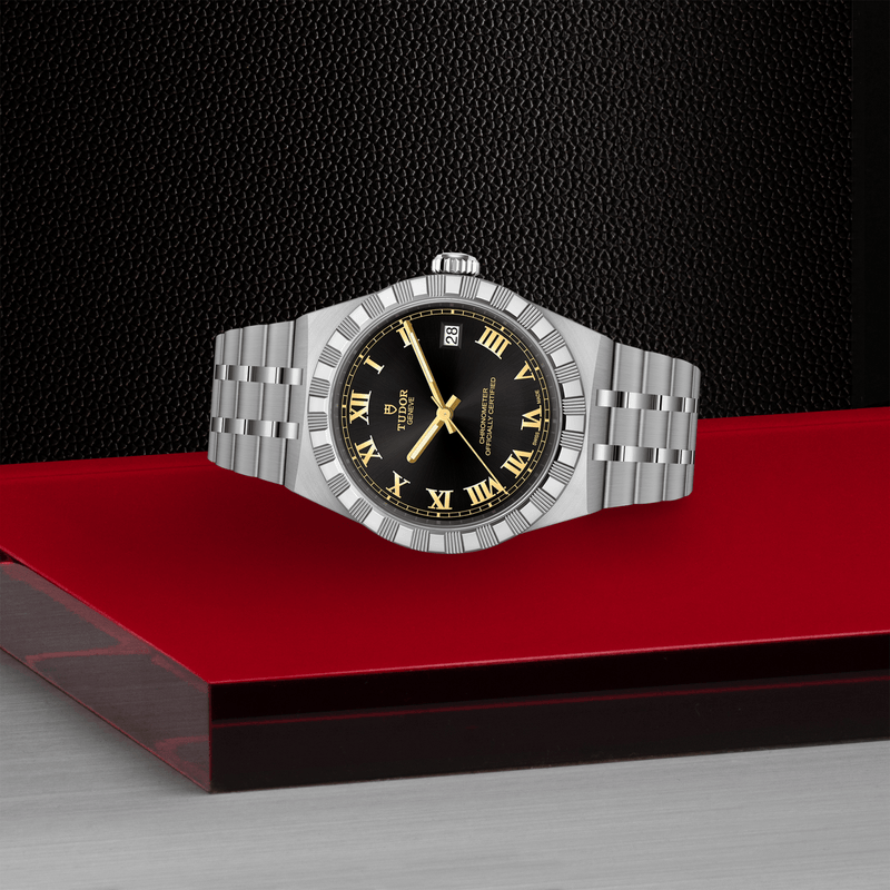 TUDOR ROYAL -36mm steel case - Black dial