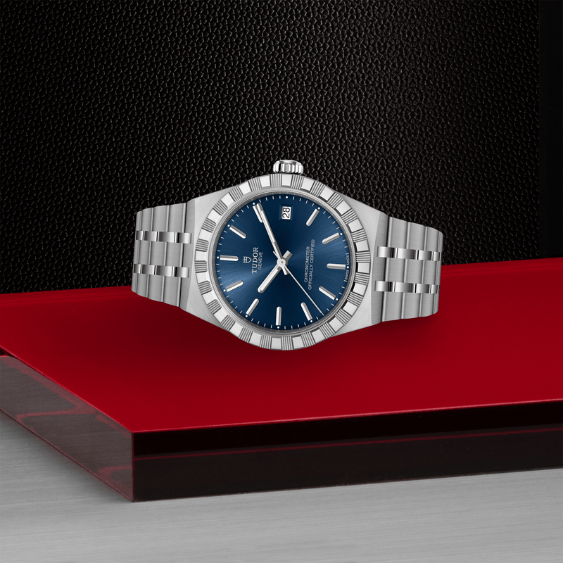 TUDOR ROYAL -36mm steel case - Black dial