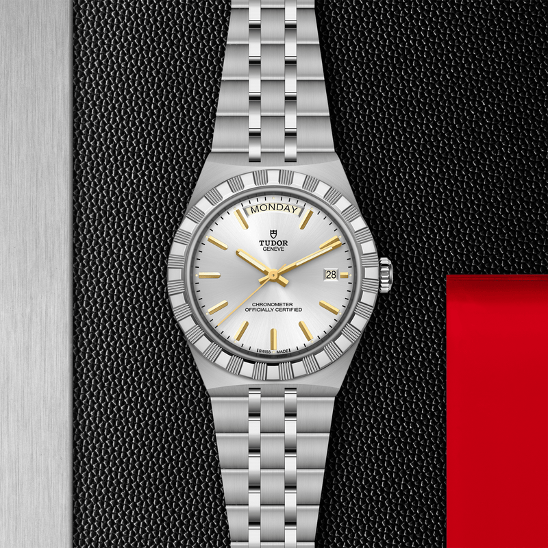 TUDOR ROYAL -40mm steel case - Silver dial