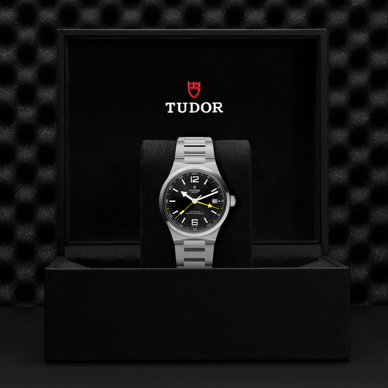 TUDOR NORTHFLAG - 40mm steel case - Black dial